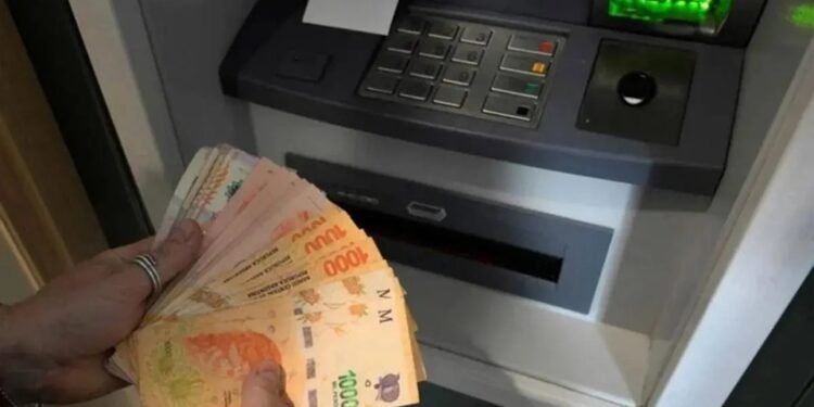 Salario mínimo por la UBA: el peor registro desde 2001.