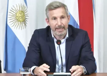 Apoyo de Frigerio a Milei: “Sin cheque en blanco”.