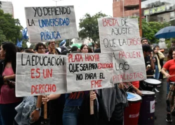 Docencia universitaria: El 44% menos en la gestión Milei