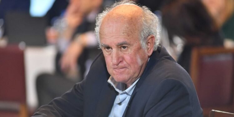 Parrilli dispara contra Milei por su reforma laboral.