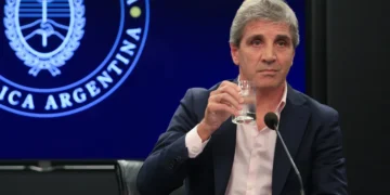 REPO, la excusa: Caputo dice que el déficit K era la deuda real.