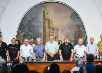 La central obrera frena la reforma laboral.