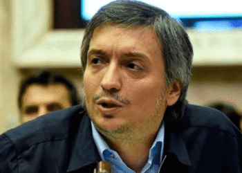 Máximo critica la gestión de incendios del Gobierno.