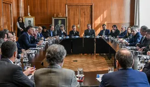 Provincias: Superávit financiero en riesgo para 2025.