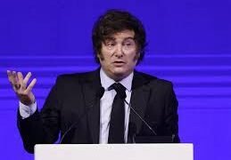 Pese a la falta de plata, Milei gana hoy el balotaje.