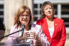 “Volver a Brillar”: Bullrich Celebra Éxito de Milei en Mercosur.
