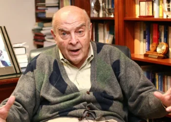 Re-monetizar la economía: la alternativa de Cavallo al plan de Milei.