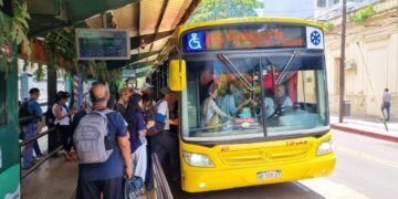 Paro de la CGT y adhesión de UTA: sin transporte el próximo jueves.