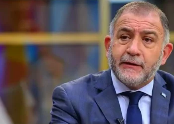 El ultimátum de Luis Juez a Caputo por dichos “ofensivos”.