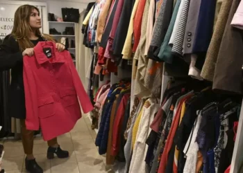 25% menos en ropa importada: la cifra que no alcanza para vender más.