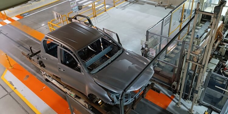 Crisis en la Industria de Autopartes: Impacto Laboral y Perspectivas para 2026