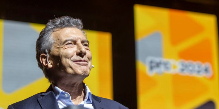 Mauricio Macri y el desarrollo de la cena de la Fundación Libertad: Tensiones con Milei y reconciliación con Bullrich