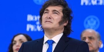 El Wall Street Journal critica la gestión de Javier Milei en medio de tensiones sociales