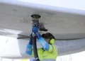 Aviación en Crisis: Cómo la industria global redefine su estrategia en tiempo real ante el alza de precios del combustible.