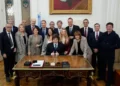Milei desmiente cambios en el gabinete y redobla su ataque contra el periodismo