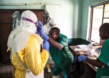 Crisis del ébola: La variante Bundibugyo dispara la alerta de la OMS