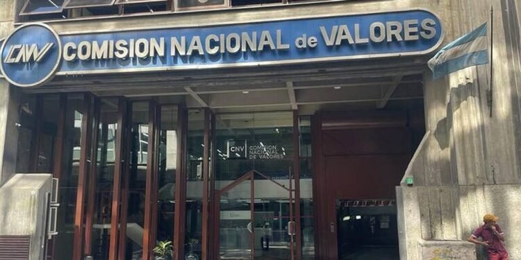 Modificaciones en Normativas de la CNV sobre Auditorías y Transferencias de Fondos