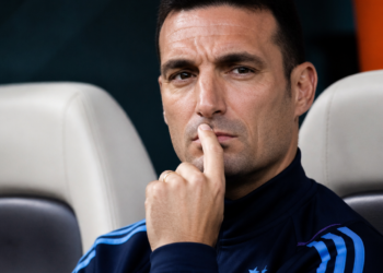 [Deportes] Scaloni tiene casi listo el plantel para el Mundial: dos posiciones aún en el aire