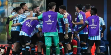 Racing enfrenta un crucial duelo en la Copa Sudamericana ante Caracas de Venezuela