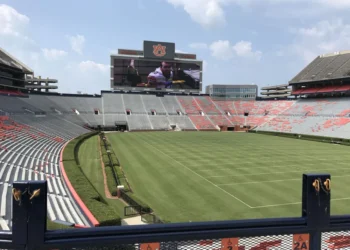 El estadio Jordan-Hare de Auburn acoge un partido histórico: Argentina vs Islandia