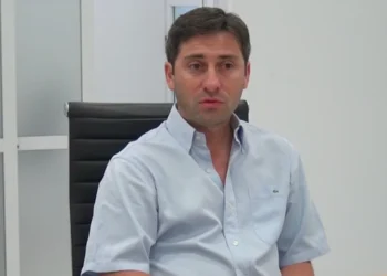 El líder del bloque PRO en el Senado critica la decisión del Gobierno sobre el pliego de Michelli