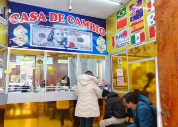Investigación sobre SIRA: Análisis de cuentas de inversión vinculadas a la ruta de los dólares