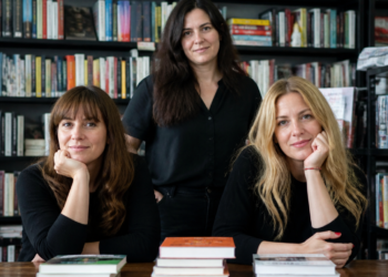 Día Nacional del Libro: tres autoras argentinas entre los más leídos del país