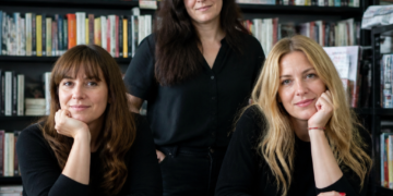 Día Nacional del Libro: tres autoras argentinas entre los más leídos del país