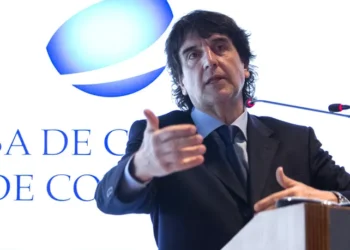 Melconian alerta sobre la crisis económica que afecta al 50% de la población