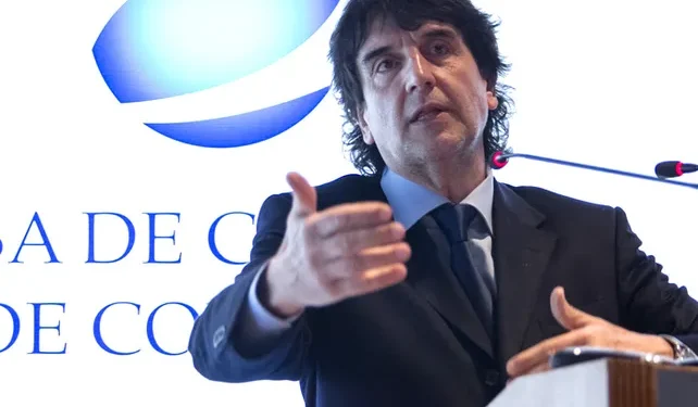 Melconian alerta sobre la crisis económica que afecta al 50% de la población