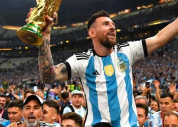 La selección argentina entre el notable rendimiento de Messi y la búsqueda de un funcionamiento colectivo mejorado