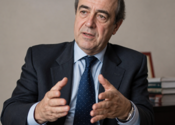 Guillermo Oliveto: ‘La forma en que el litio de Catamarca llega al Conurbano refleja un modelo de país aún indefinido’