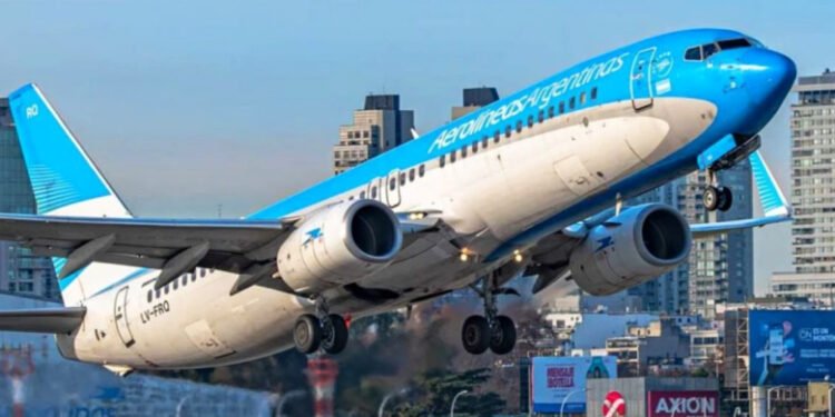 Renovación de flota: Aerolíneas Argentinas formalizó la compra de 20 aeronaves financiadas con recursos propios