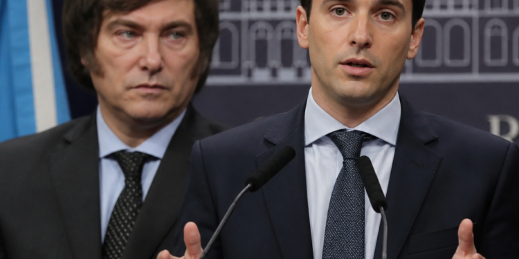 El debate sobre el compañero de fórmula de Milei y el debut del nuevo vocero