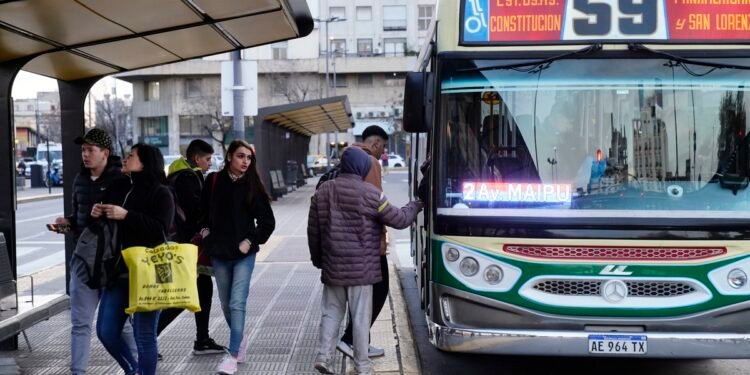 El Gobierno implementa un nuevo mecanismo para calcular la Tarifa Social del transporte público