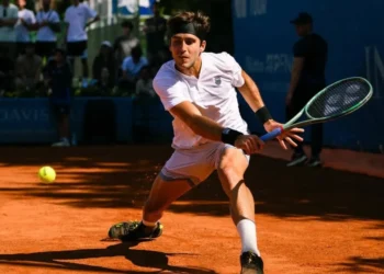 Tomás Etcheverry es eliminado por Aleksandr Bublik en las semifinales del ATP 250 de Kitzbühel