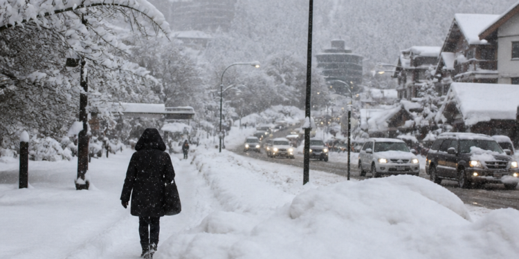Emergencia Climática en Bariloche por intensas nevadas