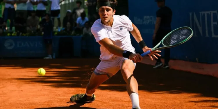 Tomás Etcheverry es eliminado por Aleksandr Bublik en las semifinales del ATP 250 de Kitzbühel