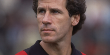 Falleció Franco Baresi: el gran capitán del Milan y la selección italiana recibe homenajes de compañeros y rivales