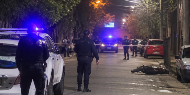 Intento de robo en Lanús culmina en violento tiroteo