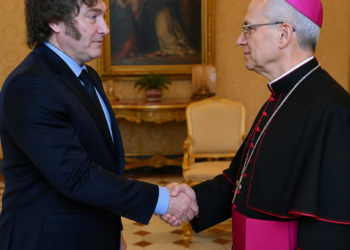 Milei recibirá al nuevo nuncio y se intensifican los preparativos para la visita del papa León XIV