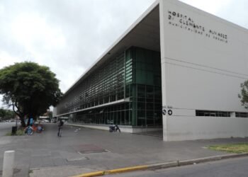 La Liga Cañadense suspendió actividades tras el fallecimiento de un policía