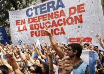 Paro docente de CTERA genera incertidumbre en las aulas