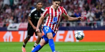 Barcelona busca avanzar en la incorporación de Julián Álvarez