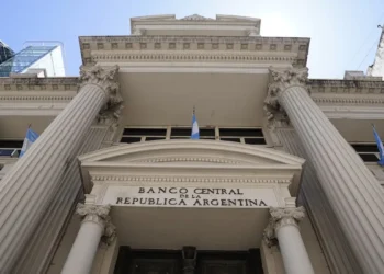 Caída de reservas del BCRA por pago al FMI: se descendió de los USD 49.000 millones