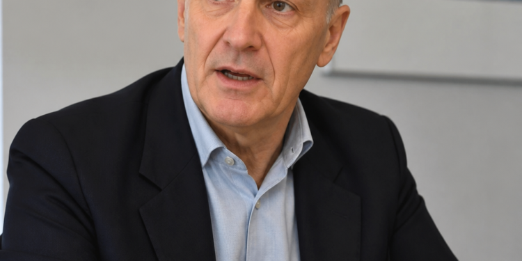 Artana advierte sobre el limitado margen del Gobierno para reducir impuestos