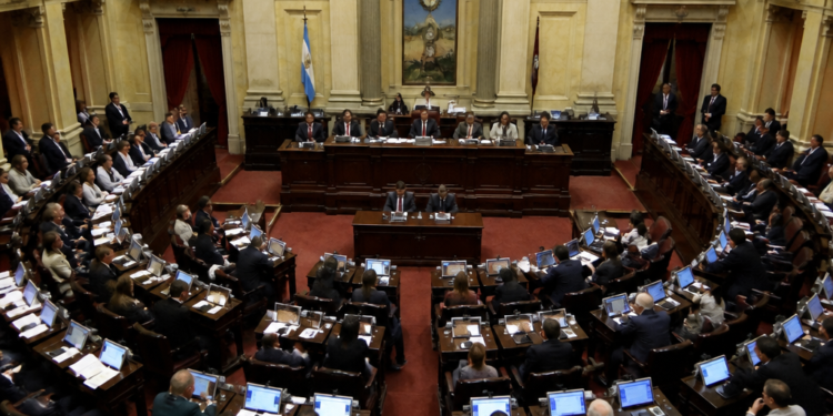 La reforma política del Gobierno plantea nuevos desafíos para varios partidos
