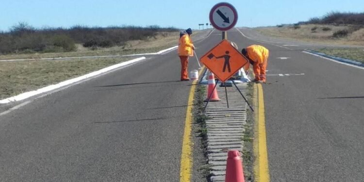 Funcionarios del Gobierno enfrentan denuncia por deterioro de las rutas nacionales