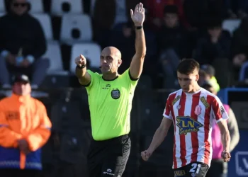 El árbitro que dirigió el partido entre Boca y Platense analizó la jugada más controversial: “No la veo porque estoy tapado”