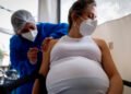 Vinculación entre vacunas contra el Covid y abortos espontáneos: un análisis exhaustivo